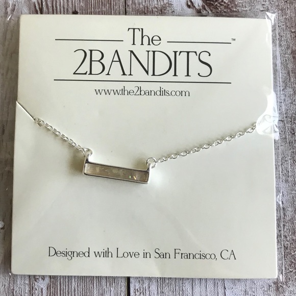 The2Bandits™ Athens Iridescent Necklace - Picture 2 of 5